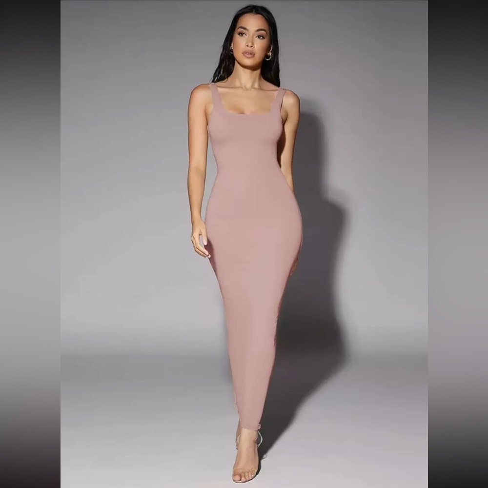FashionNova Mauve Sleeveless Maxi Dress
